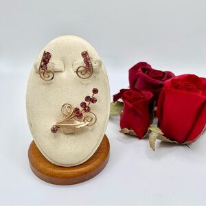 Petite VTG Pink Rhinestone Stem & Leaf Berry / Floral Brooch Earrings Lapel Set